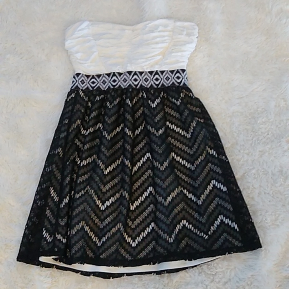 Luna Chix Mini Strapless Dress